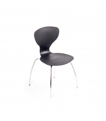 Krzesło projektu Giovanni Baccolini